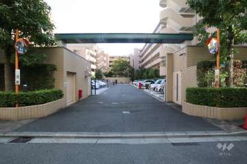 敷地内駐車場（屋外機械式）