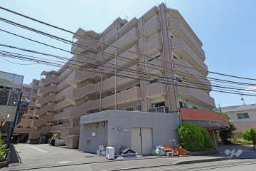 ライオンズシティ武蔵中原の外観(北東側から)