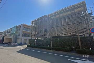 ゼファー武蔵中原レーグラーレの外観（北西側から）