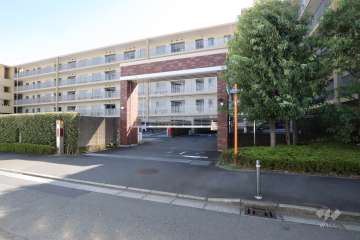 駐車場の出入り口