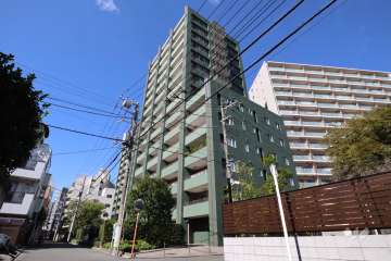 パークスクエア多摩川グリーンレジデンスの外観(南東側から)