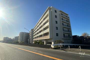 グランシーナ多摩川の外観（北側から）