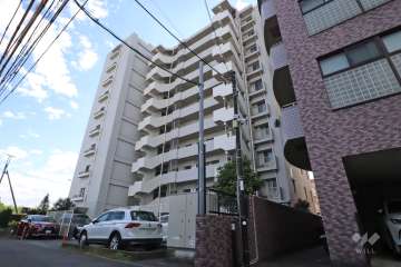 敷地北西側の外観(南西側から)