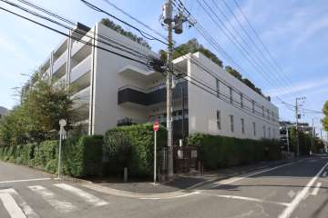 クレッセント新川崎エグゼの外観(北東側から)