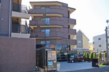 グリフィン武蔵中原スクエアコートの外観（北東側から）