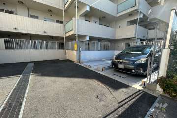 敷地内駐車場（屋外機械式）
