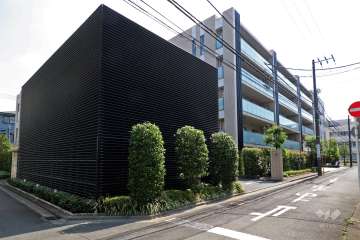 クリオレジダンス新城サウスコートの外観(北西側から)