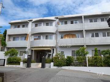 ナビールコート豊楽町の外観（南側から）