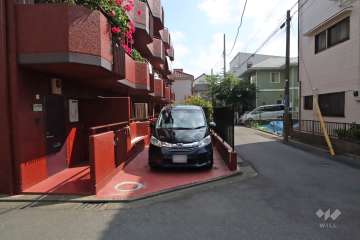 敷地内駐車場（屋外平面式）