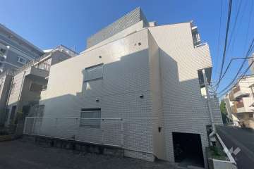 ストーク新丸子壱番館の外観（東側から）　　