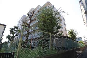 シャルマン武蔵中原の外観(北東側から)