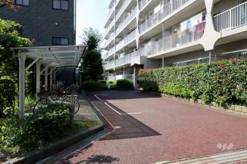エントランスアプローチ