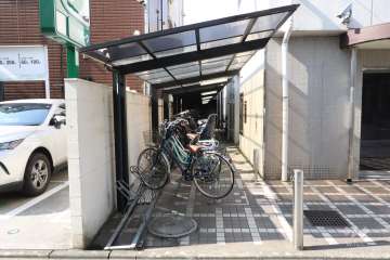 駐輪場（屋根付き）