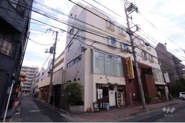 ラポール新丸子の外観(北西側から)