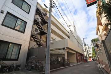 ラポール新丸子の外観(北東側から)