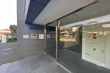 敷地北側のエントランス