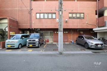 敷地内駐車場（屋外平面式）