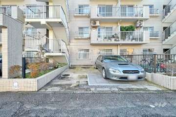 敷地内駐車場（屋外平面式）　