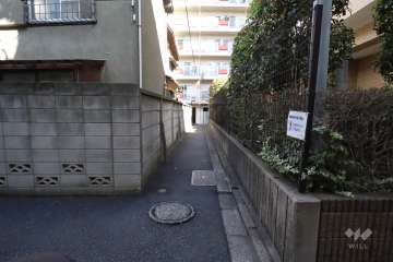 エントランスアプローチ　