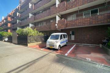 敷地内駐車場（屋外平面式）