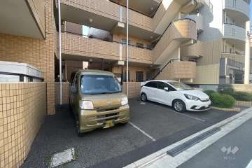 敷地内駐車場（屋外平面式）