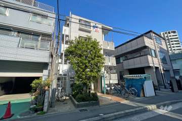 スカイコート元住吉の外観（南東側から）