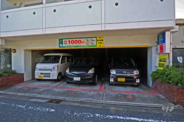 敷地内駐車場（屋内平面式）