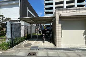 駐輪場（屋根付き）