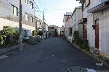 敷地西側の前面道路　　