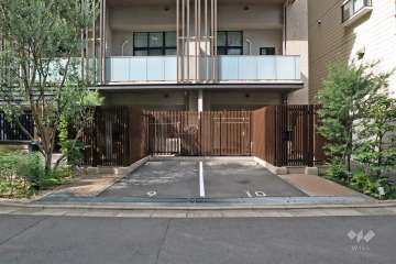 敷地内駐車場（屋外平面式）