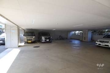 敷地内駐車場（屋内平面式）