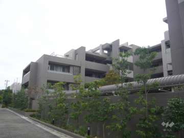 プラウド芦屋の外観（北側から）