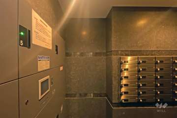 共用ポストと宅配ボックス