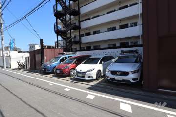敷地内駐車場（屋外平面式）