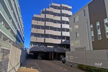 ルーブル川崎中丸子弐番館の外観（南側から）