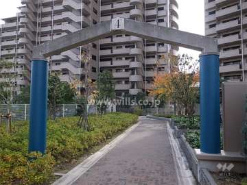 4番館へのアプローチ
