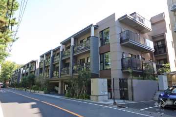 クレヴィア小杉御殿町の外観(北西側から)