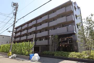 ルーブル川崎中丸子参番館の外観（北西側から）