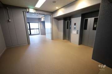 1号棟(東側)エレベーターホール