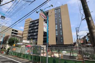 パークホームズ西小山の外観(西側から)