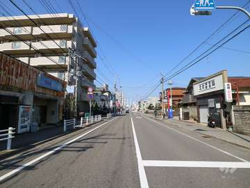 北側道路（東側から）
