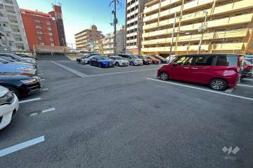 敷地内駐車場（屋外平面式）