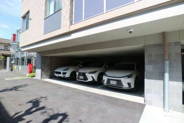 敷地内駐車場（屋内平面式）