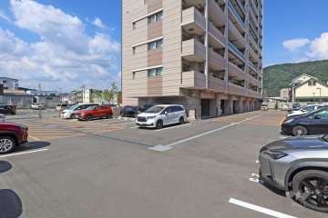 敷地内駐車場（屋外平面式）