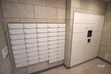 共用ポストと宅配ボックス