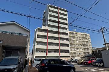 ファミリアーレ茶屋ヶ坂