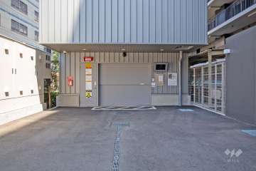 敷地内駐車場(タワー式)