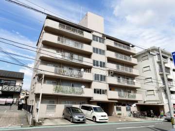 広田マンションの外観（南西側から）