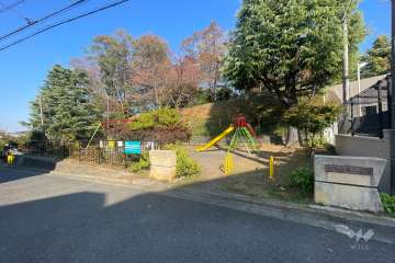 敷地北側に隣接する『白幡台第2公園』