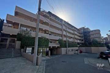 マイキャッスル宮崎台グランヒルズの外観（北側から）